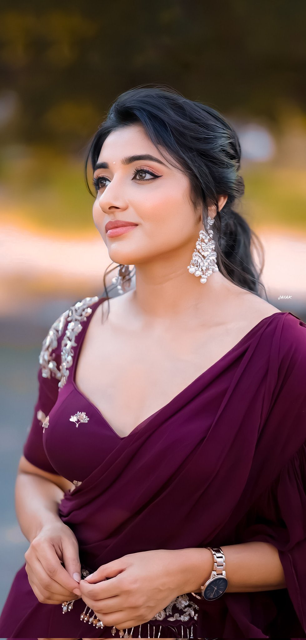 Happy Birthday to Gorgeous Actress Mirnaa