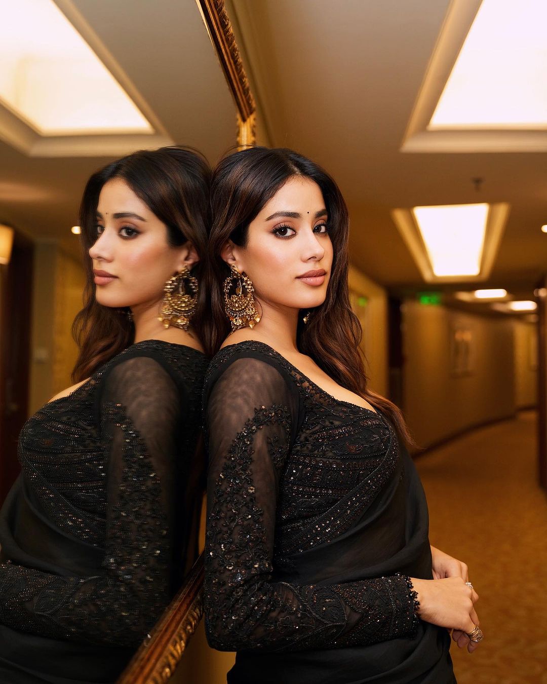 Actress Janhvi Kapoor hot in black