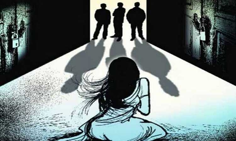 கோவையில் கூட்டு பலாத்காரம் செய்யப்பட்ட கல்லூரி மாணவி சிகிச்சை முடிந்து வீடு திரும்பினார்1