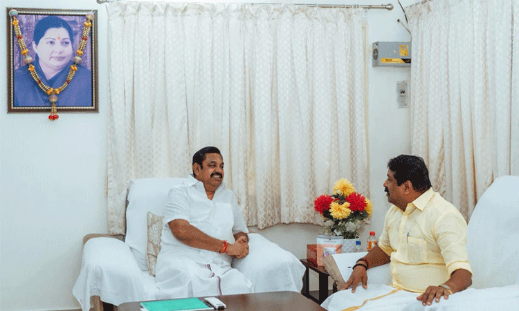 எடப்பாடி பழனிசாமியுடன் நயினார் நாகேந்திரன் சந்திப்பு1