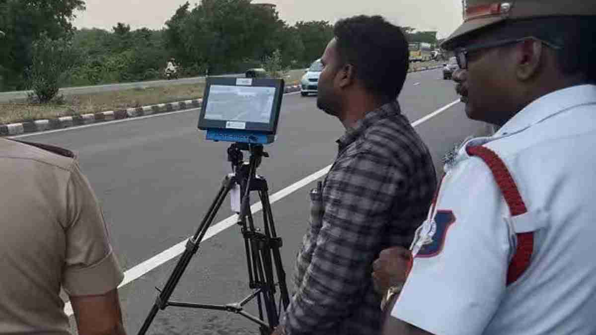 திருச்சி தேசிய நெடுஞ்சாலைகளில் 7 புதிய சிக்னல்கள் இயக்கம்: போக்குவரத்து நெரிசலைக் கட்டுப்படுத்த காவல் துறை நடவடிக்கை!