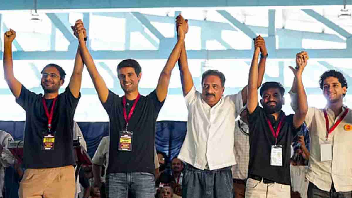 மோடி தலைமையிலான ஆட்சியை நாங்கள் வீழ்த்த விரும்புகிறோம்: நடிகர் பிரகாஷ் ராஜ்